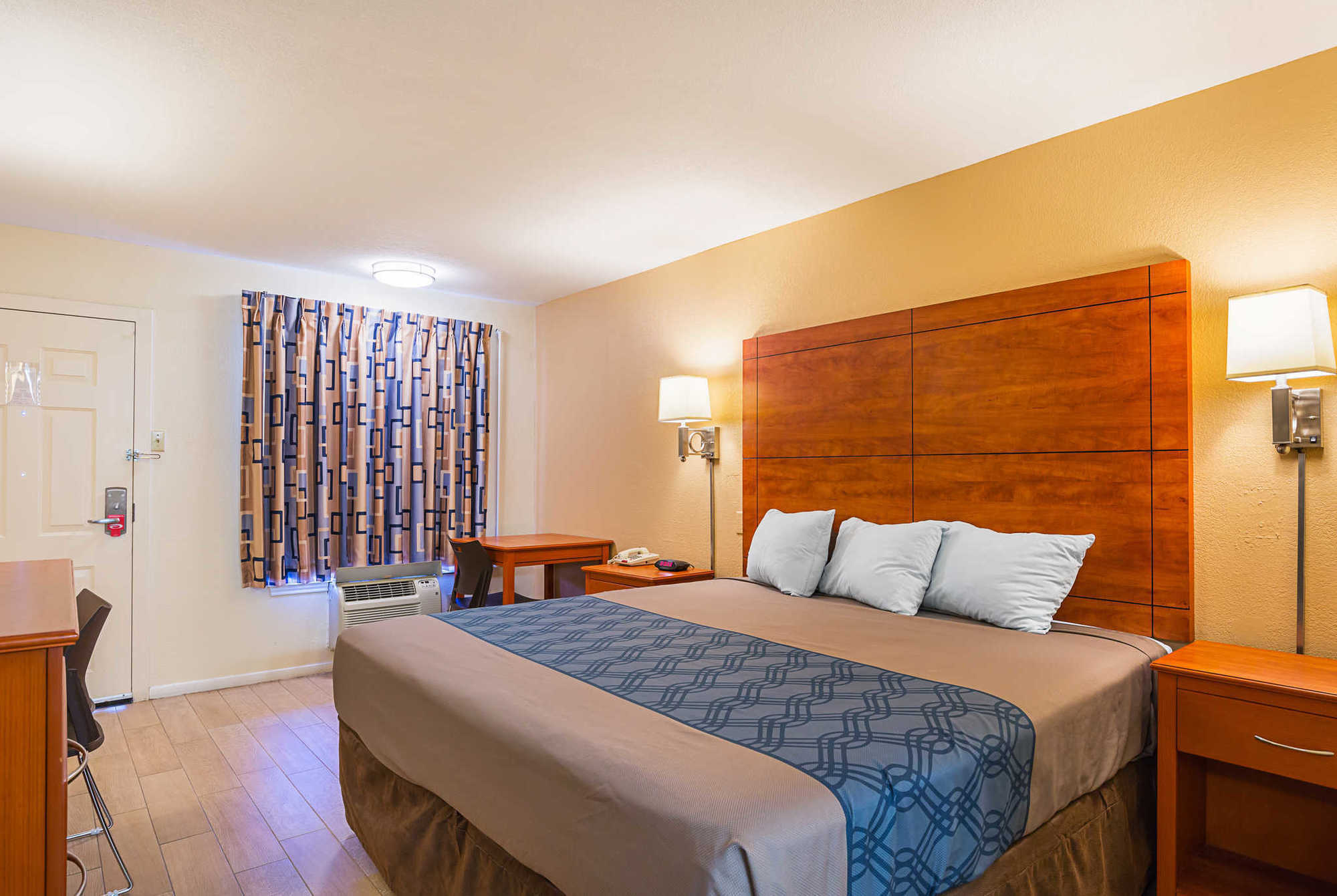 Econo Lodge Huntsville- University Area Zimmer foto